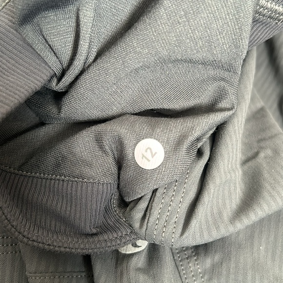 LULULEMON GREY DANCE STUDIO PANT. SIZE 12. - Picture 2 of 5